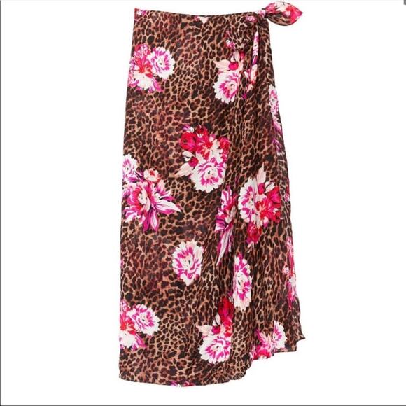 Victoria’s Secret Floral Leopard Sarong Cover Up - Picture 3 of 6
